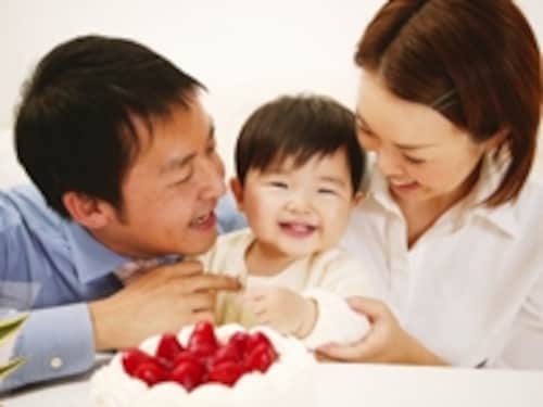 昔は1歳の誕生日をどう祝っていた? 昔は1歳の誕生日をどう祝っていた?