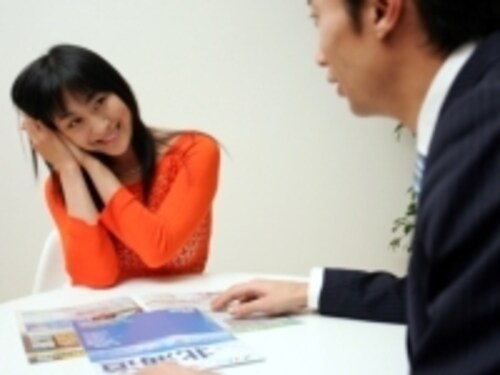 男が喜ぶ女の甘え方 ウザイと思う甘え方 西郷理恵子の恋愛コラム All About 男が喜ぶ女の甘え方 ウザイと思う甘え方 西郷理恵子の恋愛コラム All About