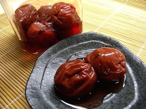 完熟梅を凍らせて作る梅干の作り方