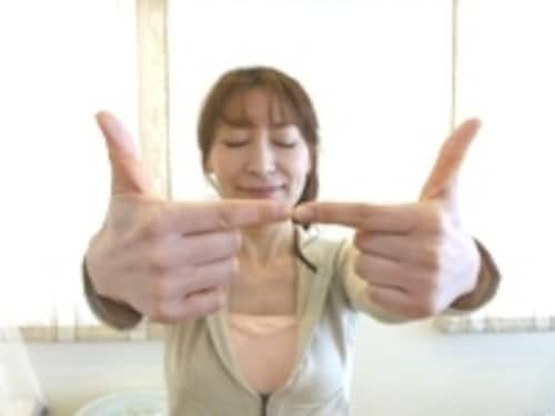 骨盤のゆがみをチェック