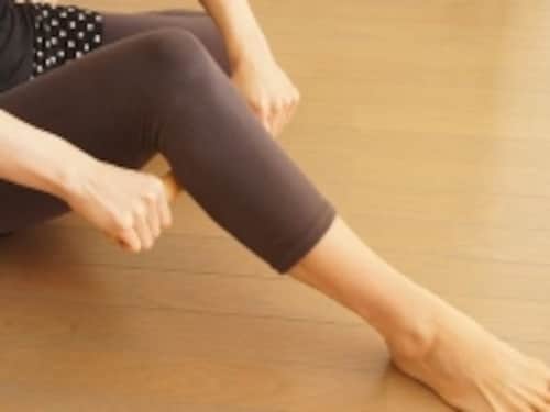 足首をピンポイントに引き締めるツボの押し方