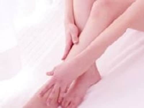 脚のむくみを解消するための5つのライフスタイル 脚のむくみを解消するための5つのライフスタイル