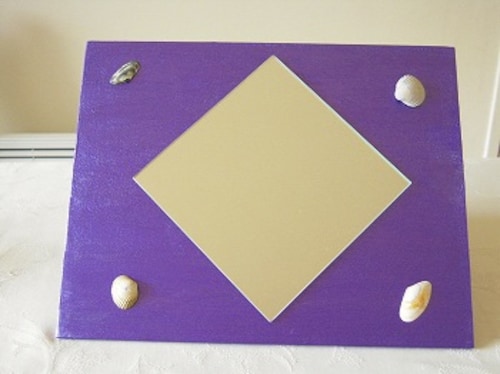 貝殻でデコレーション鏡を作ろう 貝殻でデコレーション鏡を作ろう