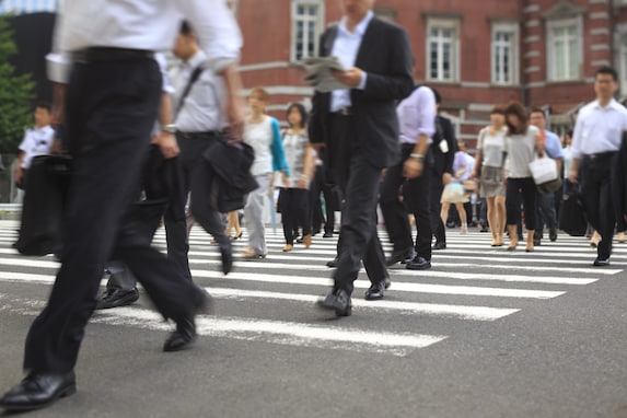 政府などが残業の上限規制を検討 36協定とはどんな制度か