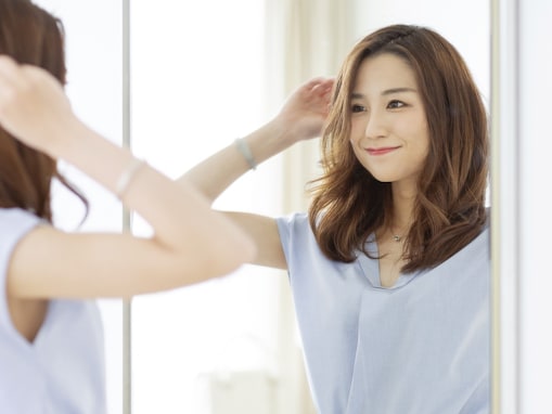 寒色から暖色へ。2019年の秋のトレンドヘアカラーは？