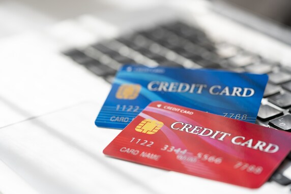 クレジットカードでリボ払いを選んだ理由ランキング、2位「支払いを少額・定額にしたい」、1位は？