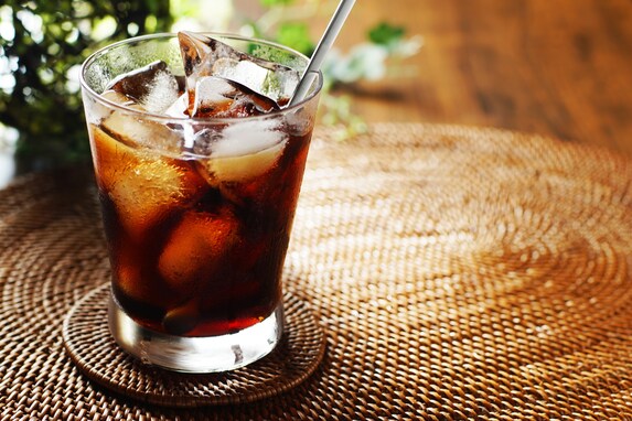 コーヒーチェーン店の人気アイスコーヒーランキング 2位「ドトール」を抑え1位に輝いたのは…？ 妊娠中に重宝したとの声も