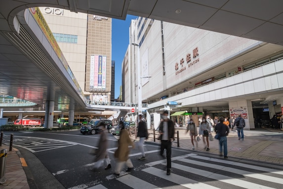 中古マンション購入検討者の人気駅ランキング！ 3位「新浦安駅」、2位「横浜駅」、1位は？ 