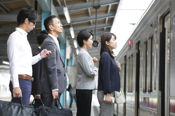 「都心に転職したい理由」ランキング！ 3位「生活しやすい」2位「交通が便利」、1位は？