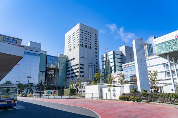 神奈川県民が選ぶ「神奈川県で引っ越ししたい街」ランキング！ 2位「川崎市」に4倍の差をつけた1位は？