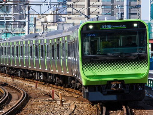 「人が多すぎ」「トイレが……」 地方出身者が「東京の電車」にショックを受けたこと1位は？