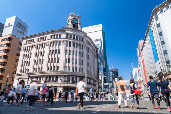 子育て世帯夫婦が選ぶ「住み続けたい自治体」ランキング！ 3位「武蔵野市」2位「東京都中央区」、1位は？