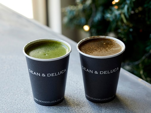 DEAN & DELUCA、「抹茶ピスタチオ」と「ほうじ茶マロン」の季節限定ドリンクを発売