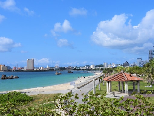 沖縄県民が選ぶ「住み続けたい街」ランキング！ 3位「南城市」、2位「豊見城市」、1位は？