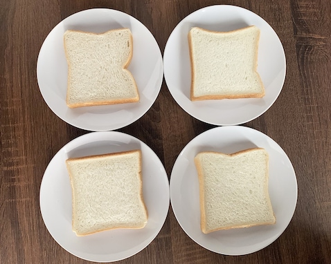 【徹底比較】コンビニ各社の「食パン」の違いは何？ 4社のオリジナル食パン（6枚入）を食べ比べてみた！
