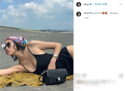 森星、美ボディあらわな水着ショット公開！ 愛犬と浜辺でじゃれ合う姿が絵になりすぎる