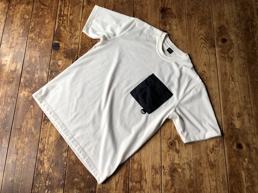 ワークマンの「メリノウールMIX3Dポケット半袖Tシャツ」は、なめらか素材で着心地抜群。ポケットにも工夫が