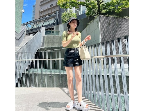 NMB48・上西怜、ショーパン姿で“理想の彼女感”あふれる美脚を披露！ 「てか、スタイルすごっ！」