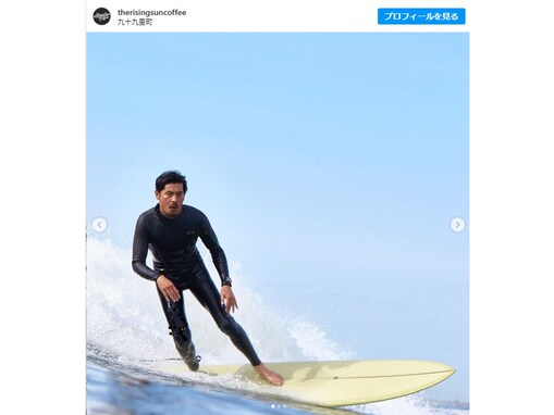 坂口憲二、色気あふれる46歳最新ショット！ 「まだまだいける男の魅力ダダ漏れですね」「すてき過ぎる」