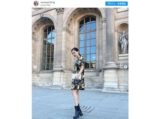 「パリにも負けない美貌」谷まりあ、美脚を露出したフランス・パリでの最新ショット公開！ 「女神ですね」