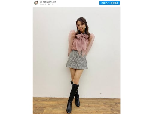 櫻坂46・小林由依、“可愛いと話題だった”美脚あらわなミニスカコーデ公開！ 「破壊力えぐい！」「美脚」