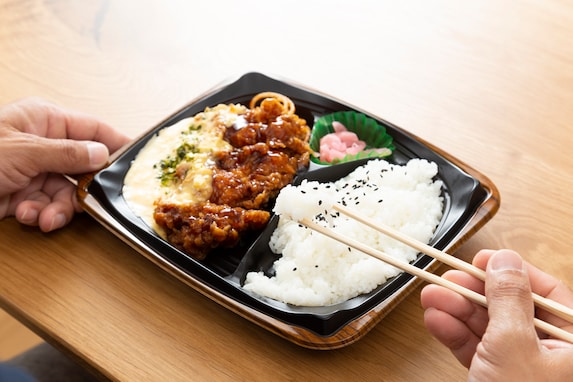 「お弁当」がおいしいと思うコンビニランキング！ 大手3社の中で1位に輝いたのは？