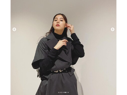新木優子、格好良すぎる私服モノトーンコーデ披露！ 「こんなに黒が似合う人はいない」「相変わらずおしゃれ」