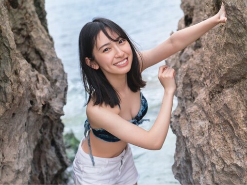 日向坂46・金村美玖、水着姿初披露で美スタイルに反響「水着キターーー」「ちょっと刺激が。。」