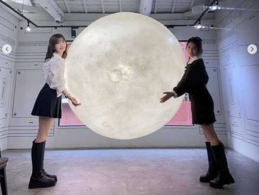 日向坂46・東村芽依＆高本彩花、ミニスカのシミラールックコーデに反響「あゃめぃちゃんこそ正義」