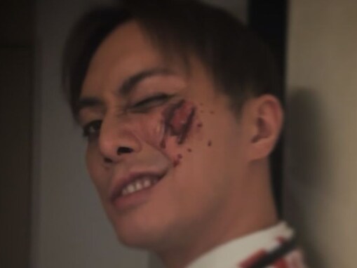 元俳優・成宮寛貴、“イケメンすぎる”医師コスプレを披露！ 「診察されたい」「素敵すぎて鼓動が止まりません」