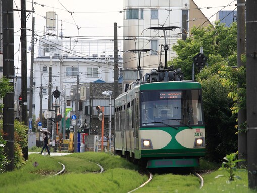 「ノスタルジックな雰囲気がたまらないと思う鉄道路線」ランキング！ 2位「世田谷線」、1位は？