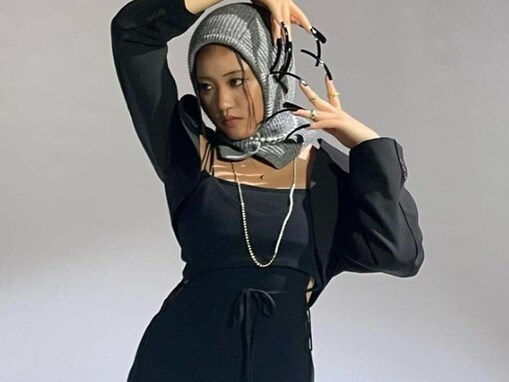 王林、ボディライン強調のタイトなワンピ姿を披露！ 「ワイルド感がカッコイイ！」「ドキッとしました」