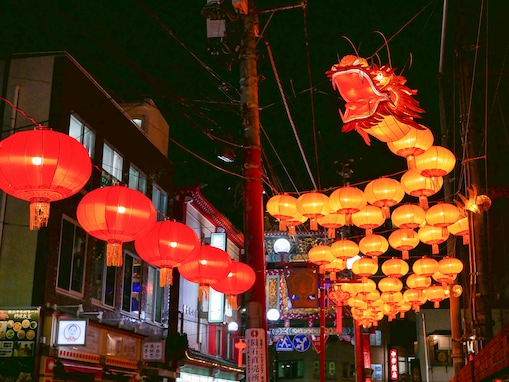 横浜中華街で「2023 春節燈花」イルミネーションがスタート！ テーマは「熱烈歓迎」