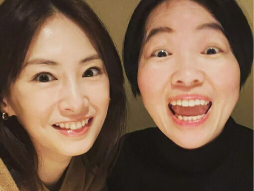 イモトアヤコ、親友・北川景子とのツーショットに「え、景子ちゃんと顔のサイズしいて変わらんやん！すご」