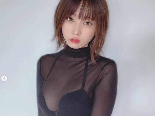 「これはエグい」えなこ、透け透けランジェリーショットに「裸よりエロいって」「最近エロエロなんだが大丈夫？」