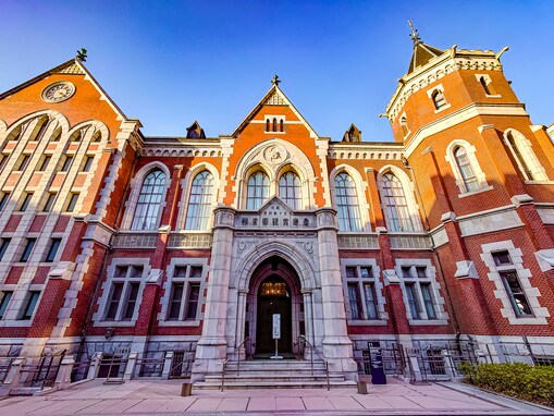「子がパートナーとして連れてきたらうれしい」相手の出身大学 3位 慶應義塾大、2位 京都大、1位は？