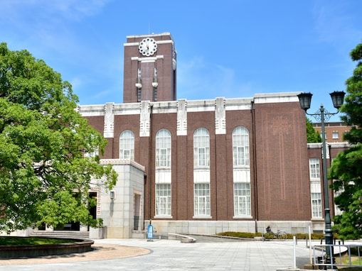  関西の高校生が選ぶ「イキイキしていると思う大学」ランキング！ 3位「京大」、2位「関西大」、1位は？