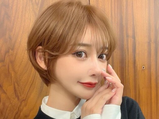 明日花キララ、ショートのハンサム女子姿を披露で「ベル薔薇に出てきそうな美少年」「破壊力やばっ」と大反響