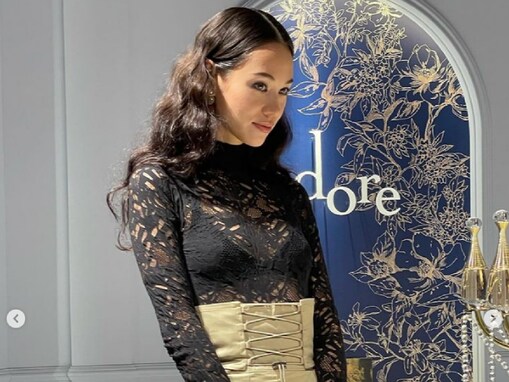 水原希子、透け透けトップスで肌見せ＆美脚あらわに！ 朝方投稿に「絶対サッカー日本代表観てたよね！」の声も