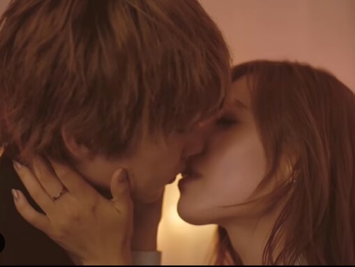 瀧本美織、EXILE・佐藤大樹とのキスショット!? 『Sister』から派生したドラマの告知動画にて