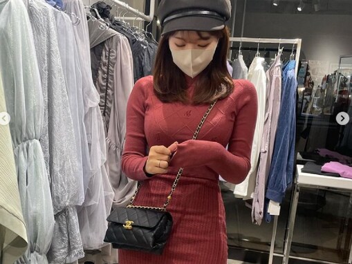 三上悠亜、タイトなワンピでムチムチボディ披露！ 「マジでこのスタイルになりたい」「身体エロすぎですね」