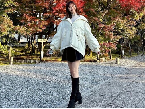 渡辺美優紀、「スタイル良すぎて合成に見えた」超ミニ丈スカートの美脚ショット！ 「綺麗過ぎて見惚れます」