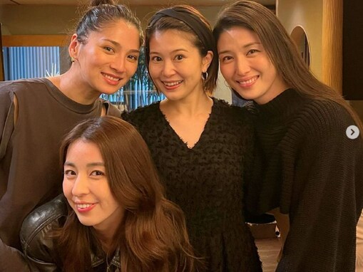 橋本マナミ、“夫婦円満女子会”で柳ゆり菜ら美女4ショット公開！ 「綺麗すぎです」「めっちゃかわいい」