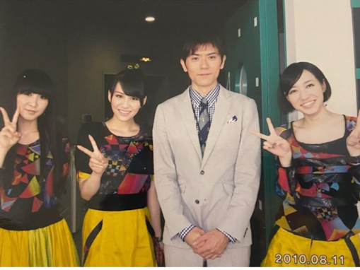 青木源太アナ、Perfumeとの12年前の比較写真に「全員衰え知らず…」「全然お変わりない」と衝撃の声