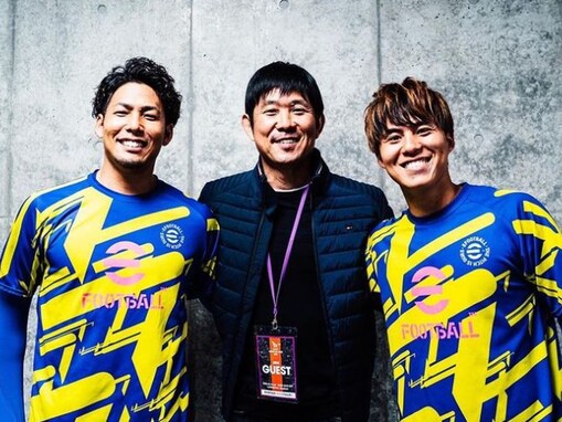 森保監督、YouTuberのイケメン息子2人と親子ショット公開！ 「ブラボーな親子」「感動をありがとう」