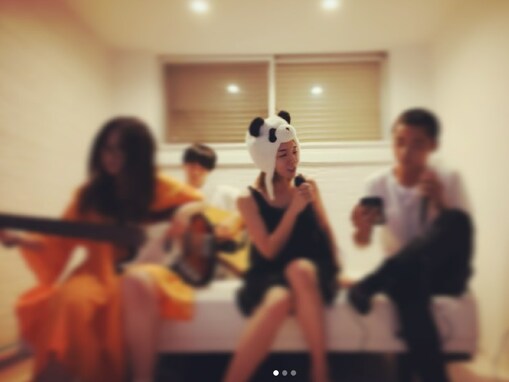 加護亜依、妹＆弟との家族ショット公開！ みんなで音楽を楽しむ姿に「妹ちゃんシルエットがあいぼん」の声