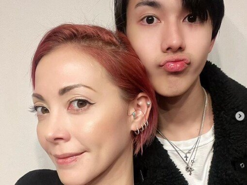 「美形家族」土屋アンナ、超イケメン長男とのツーショットに「カップルに見える」の声！ 「こんなに立派に大きく」