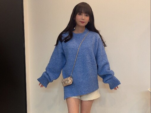 中川翔子、超ミニ丈のショートパンツから美脚を披露「寒いのに生足ごちそうさまです」の声