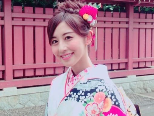 斎藤ちはるアナ、乃木坂46時代の成人式前撮り写真を公開！ 「小林麻央さんに似てる」「めっちゃカワイイ」