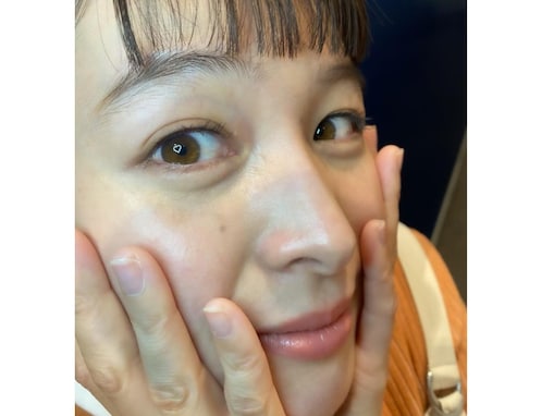 「肌が綺麗すぎん??」清野菜名、超絶美人なドアップショットでファン悩殺！ 「透明感やばすぎて透けそう」